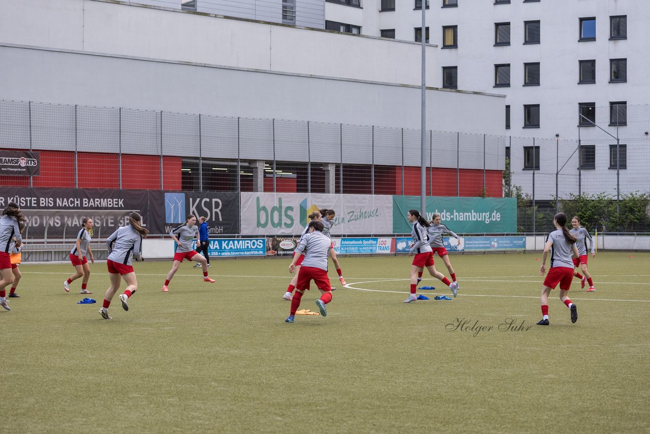 Bild 52 - wBJ Lotto Pokal Finale  Eimsbuetteler TV - Hamburger SV : Ergebnis: 0:3